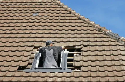 Pose de velux à Vigoulet Auzil
